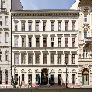 Basiliq Hotel