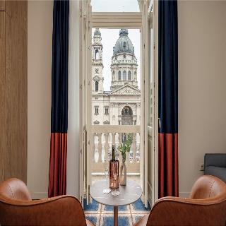Basiliq Hotel