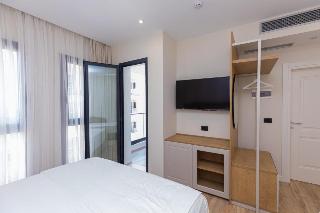 Room Room