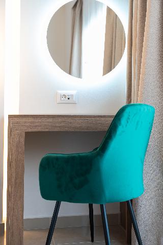 Philia Center Suites