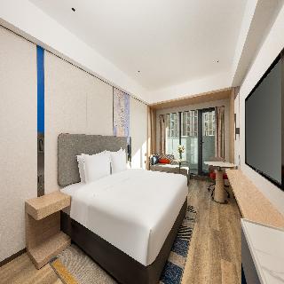 Room Room