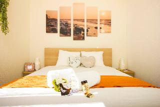 Room Room
