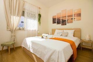 Room Room