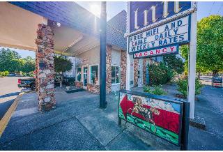Unicorn Inn by OYO Portland