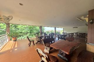 Phaiboon Hotel & Resort By Zuzu