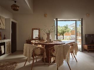 Room Room