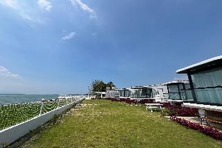 Saga Village Hotel & Resort Bintan By Zuzu