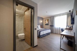 Room Room