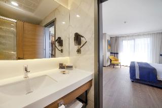Room Room