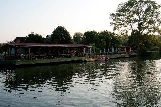 Gizemli Nehir Bungalov