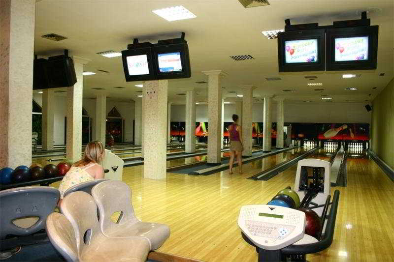 Sports and Entertainment
 di Bel Air