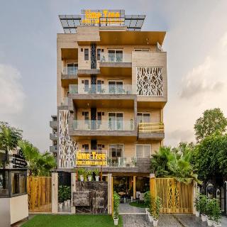 Lime Tree Hotel - Near Medanta Hospital