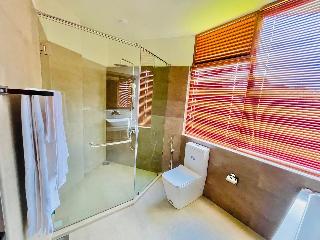 Room Room
