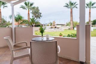 Argiri Apartments & Suites