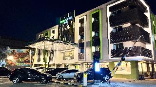 Maxone Dumai Hotel