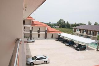 Grand Place Resort
