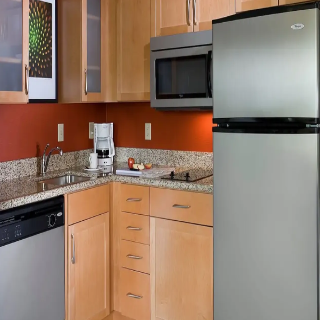 Mainstay Suites Appleton Airport