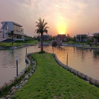Araiya Gir,a Mavintara Resort