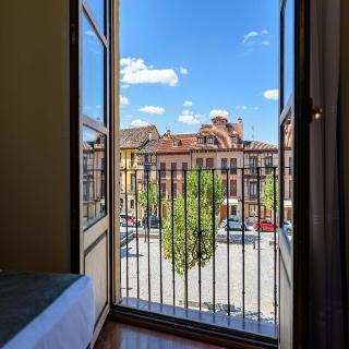 Room Room