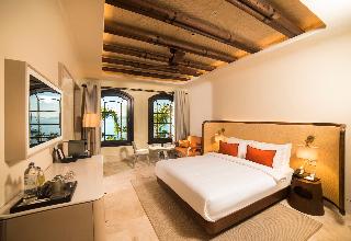 Room Room