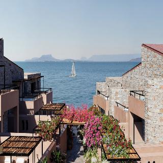 Volta Seaside Boutique Hotel