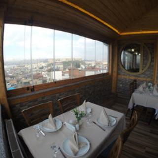 Met Gold Hotel