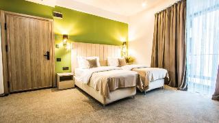 Central Carol Aparthotel