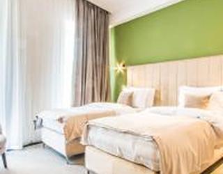 Central Carol Aparthotel