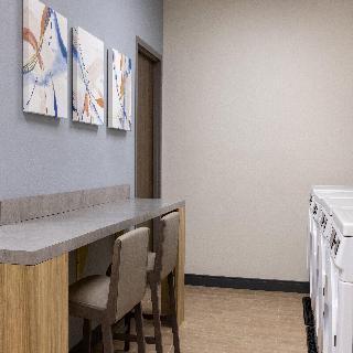 Willow Grove Suites