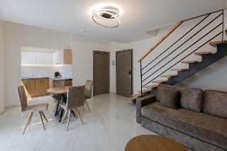 Calma Luxury Suites