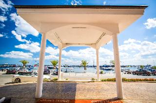 Hotel Palace Marina Dinevi