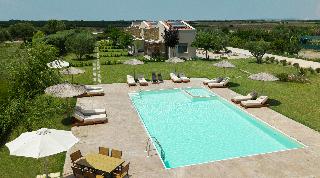 Flamingo View Suites & Villas