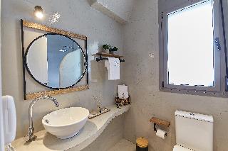 Flamingo View Suites & Villas