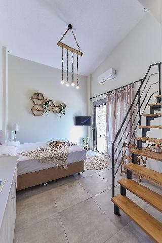 Flamingo View Suites & Villas