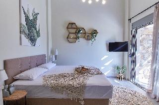 Flamingo View Suites & Villas