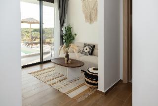 Flamingo View Suites & Villas