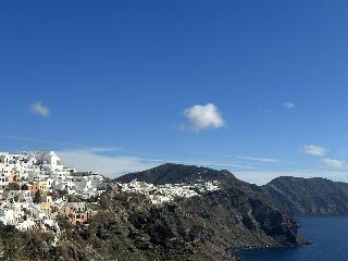 You And Me Suites Oia