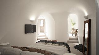 You And Me Suites Oia