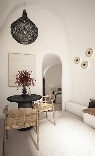 You And Me Suites Oia