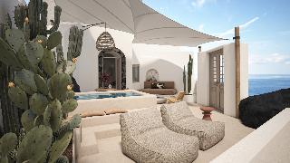 You And Me Suites Oia