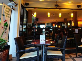 Restaurant thumbnail 12