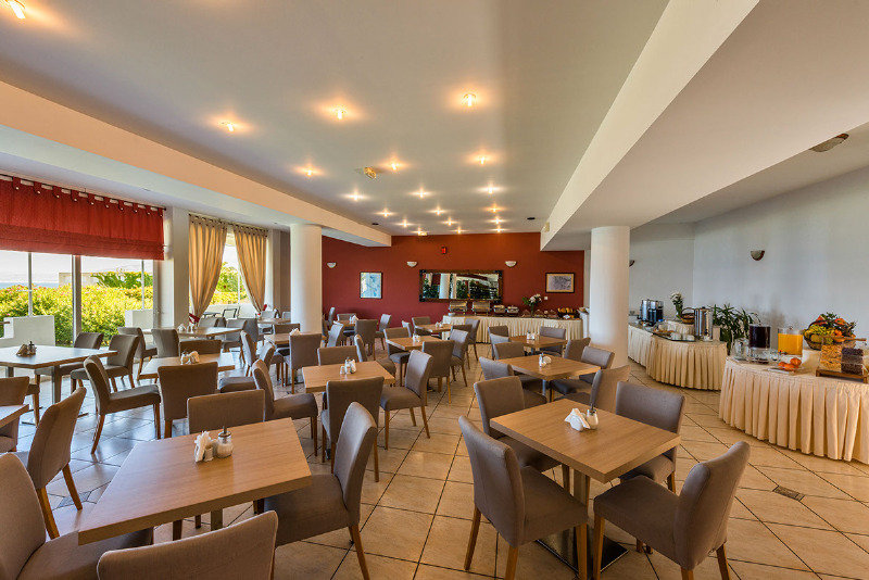 Restaurant
 di Niforeika Beach