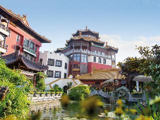 Phantasialand - Ling Bao, Cologne / Bonn