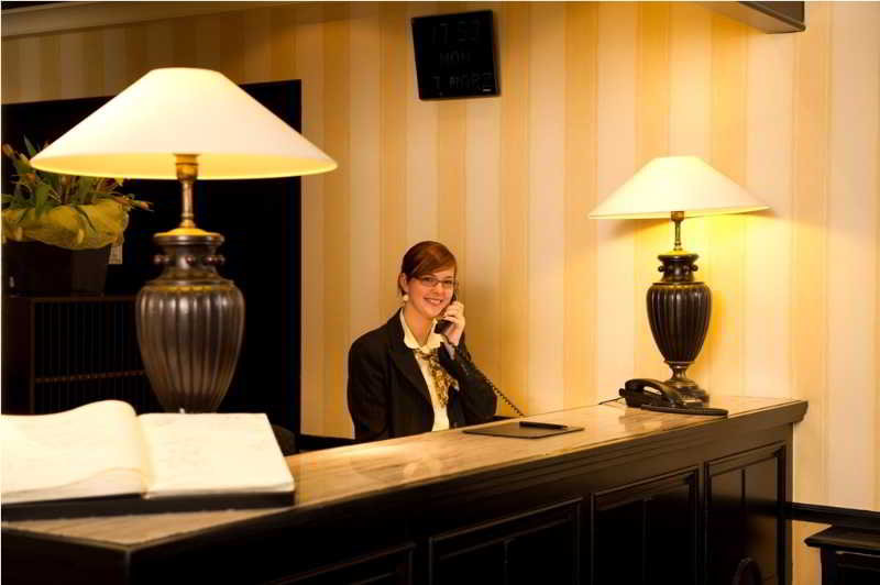 Lobby
 di Ambassador a l'Opera