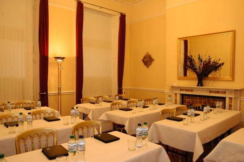 Conferences
 di Roscoe House