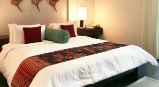 Room thumbnail 6