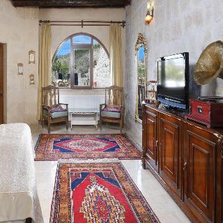Dilek Tepesi Cave Hotel