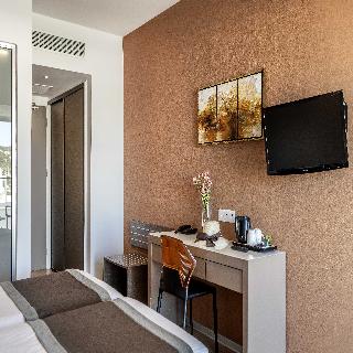 Room Room