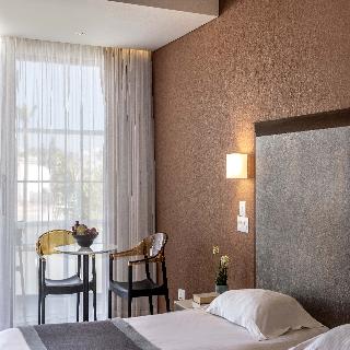 Room Room