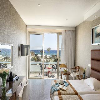 Room Room